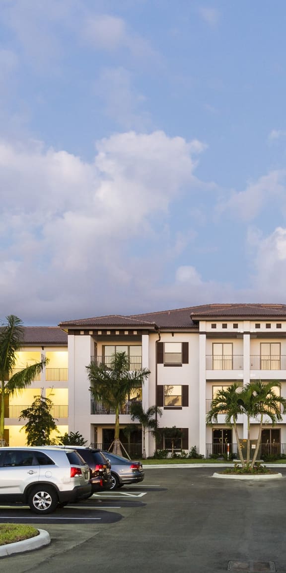 Channelside Apartments in Fort Myers, FL